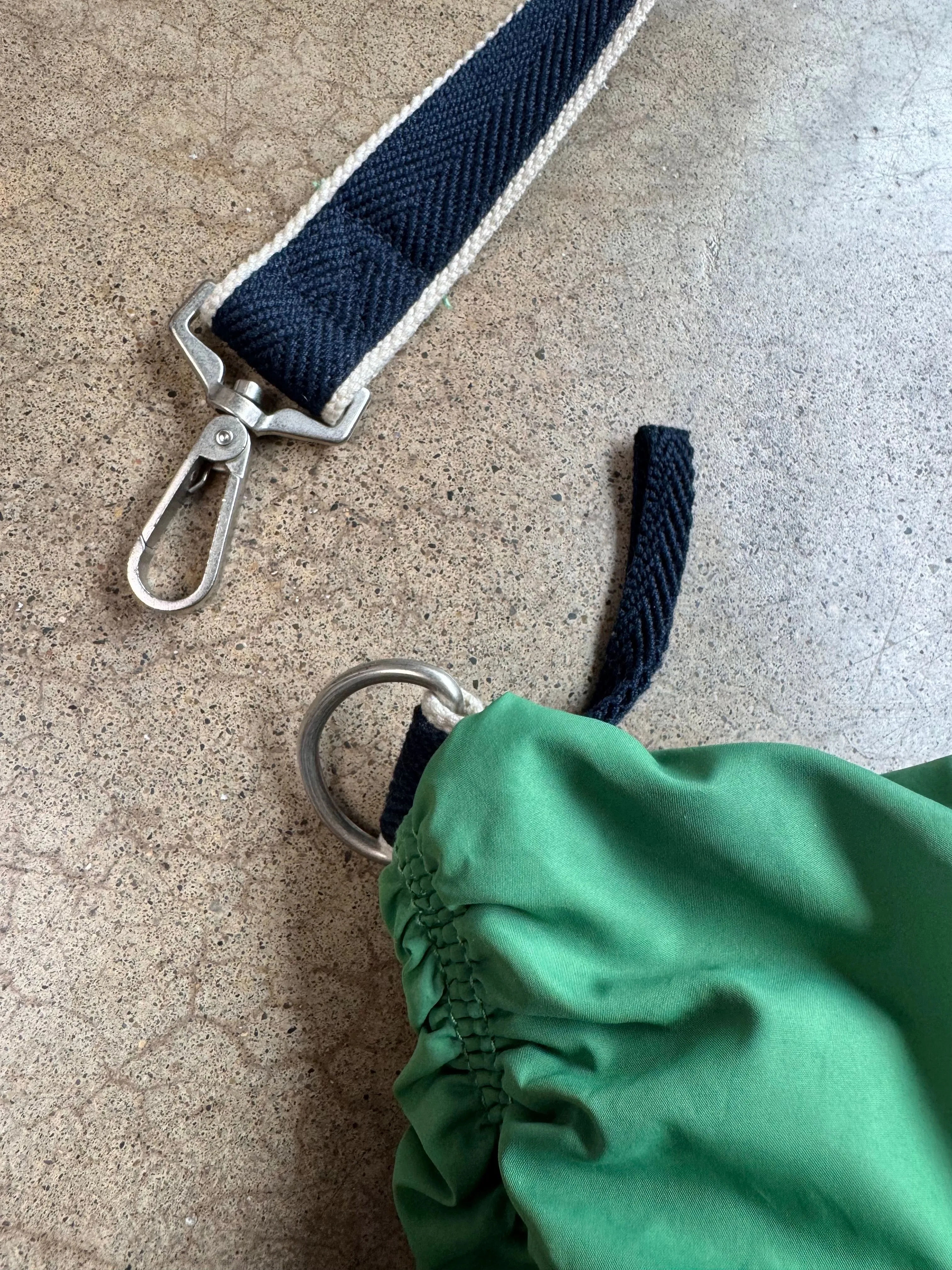 2000s Old Navy Green Slouchy Puffer Shoulder Bag