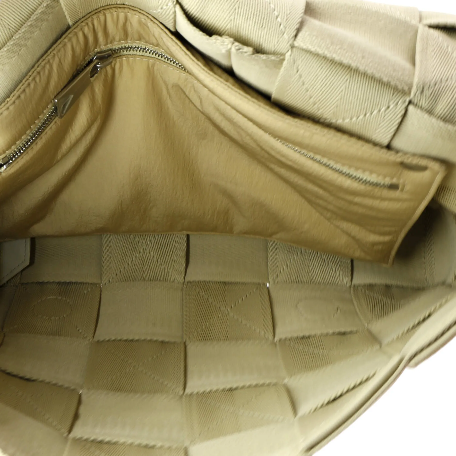 Cassette Crossbody Bag Maxi Intrecciato Fabric